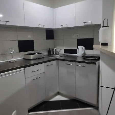 Apartment Triangle